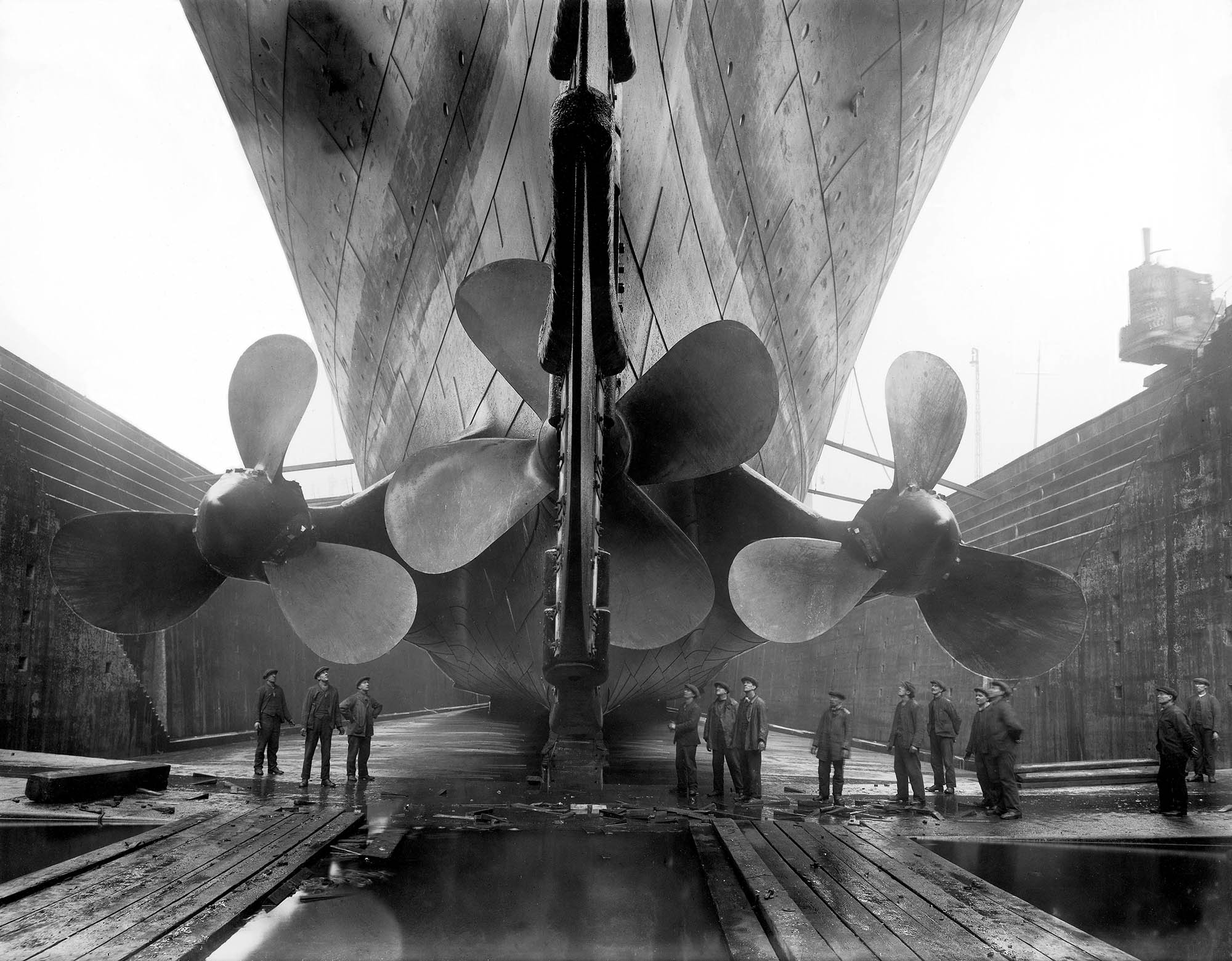 Hình nền Nền Titanic Miễn Phí Trên Oculus đi Nền Hình ảnh Tàu Titanic Chìm  Background Vector để tải xuống miễn phí  Pngtree